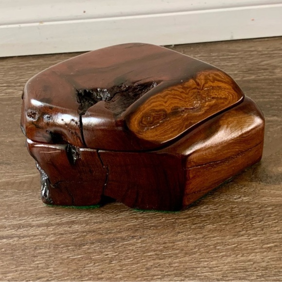 Vintage Wooden Ring Box Red Wood Rustinc Box Handmade - Picture 1 of 15